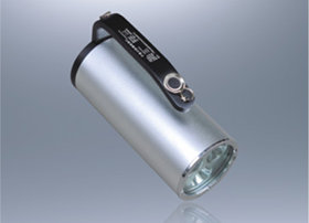 BWF7200手提式防爆探照灯