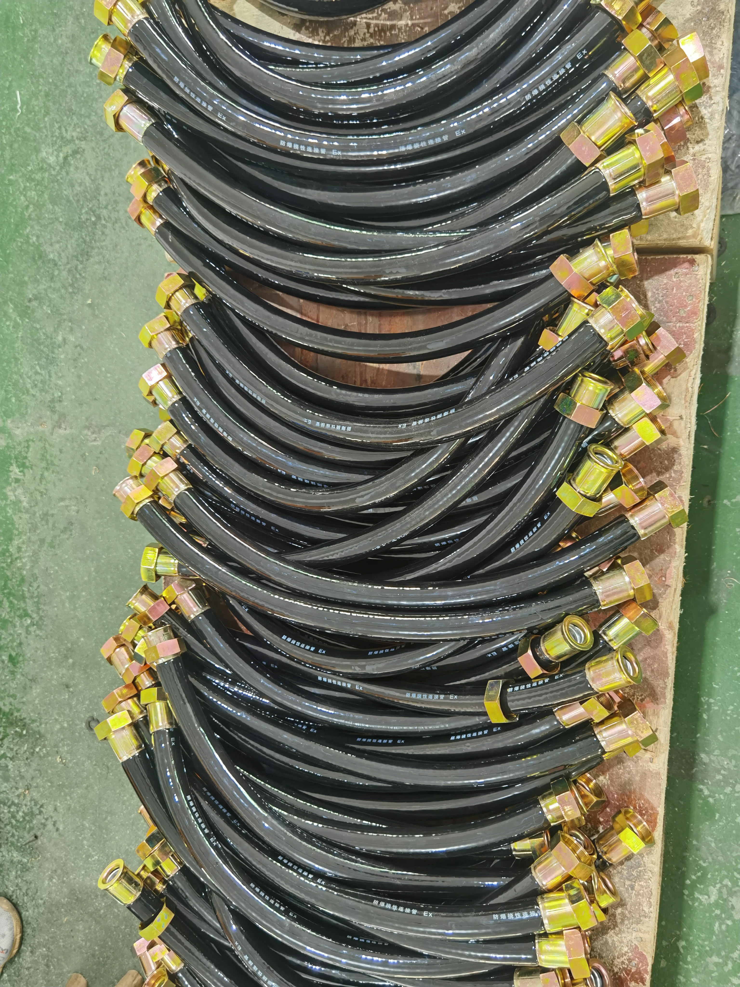 防爆挠性管的分类