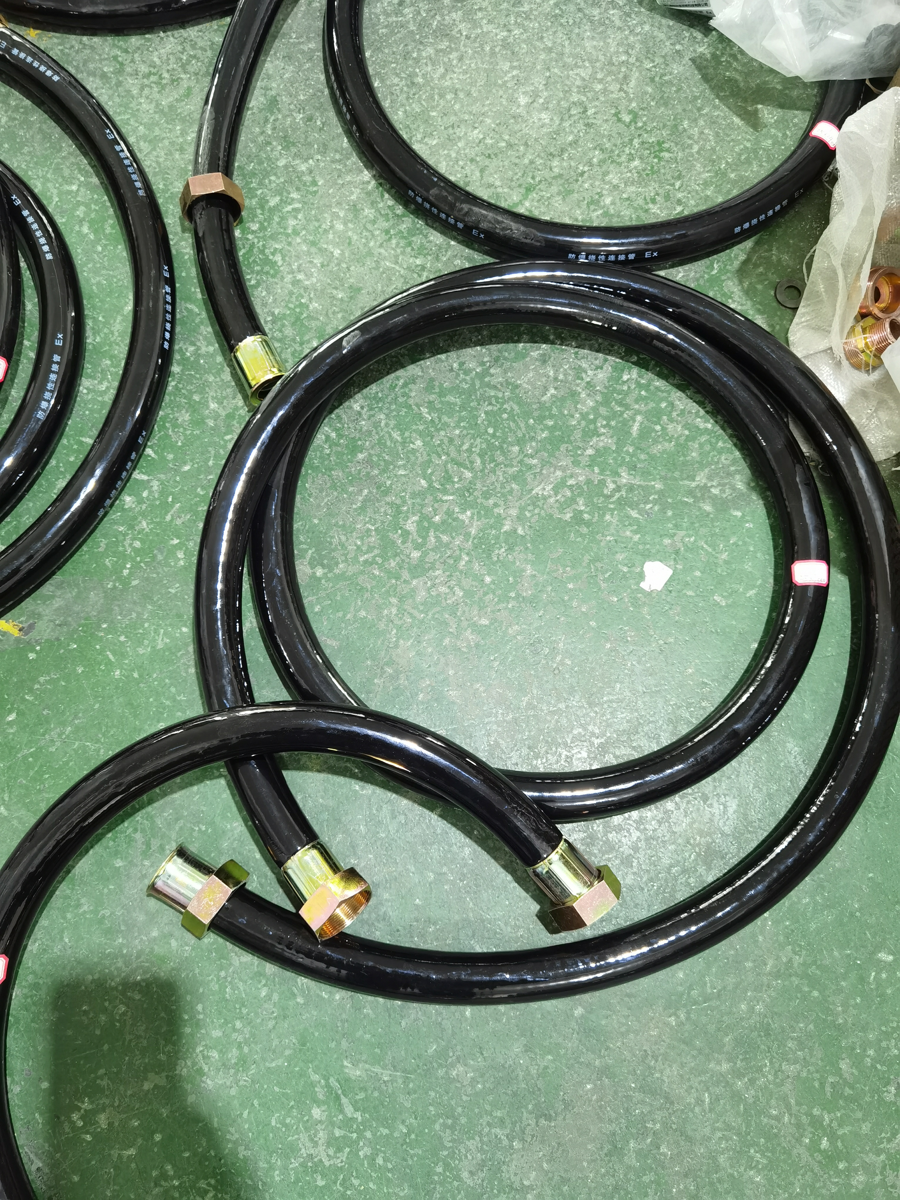 防爆挠性连接管 制作全过程
